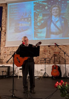 /album/2025-01-19-pesnya-goda-20241/41-044-jpg1/