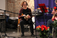 /album/2025-01-19-pesnya-goda-20241/imgl0222-jpg8/